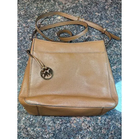 Michael Kors Jet Set Travel Camel Saffiano Leather Crossbody - Picture 12 of 15